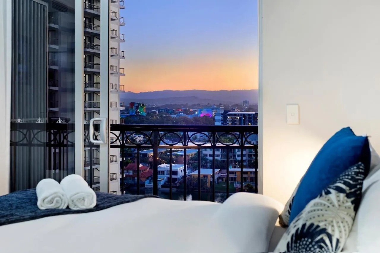 Chevron Renaissance - Self Contained & Privately Managed Apartments Gold Coast
