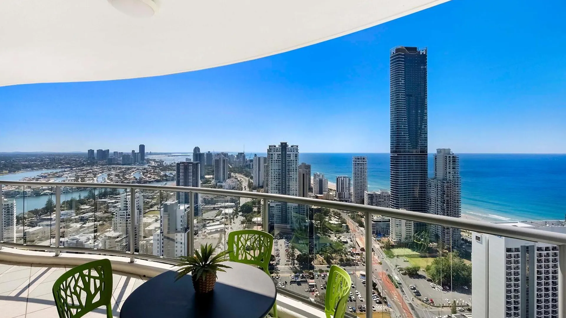 Chevron Renaissance - Self Contained & Privately Managed Apartments Gold Coast
