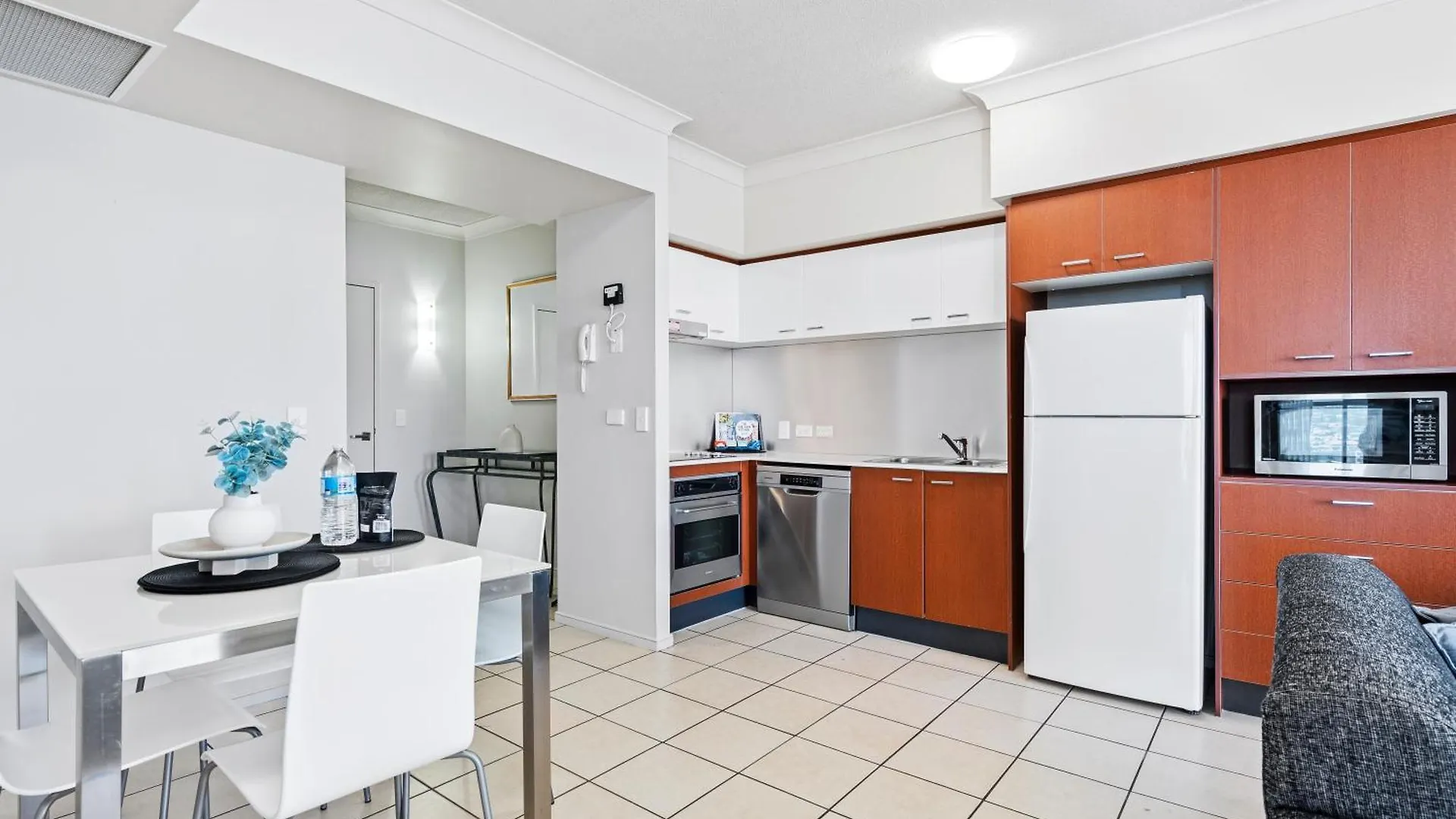Chevron Renaissance - Self Contained & Privately Managed Apartments Gold Coast