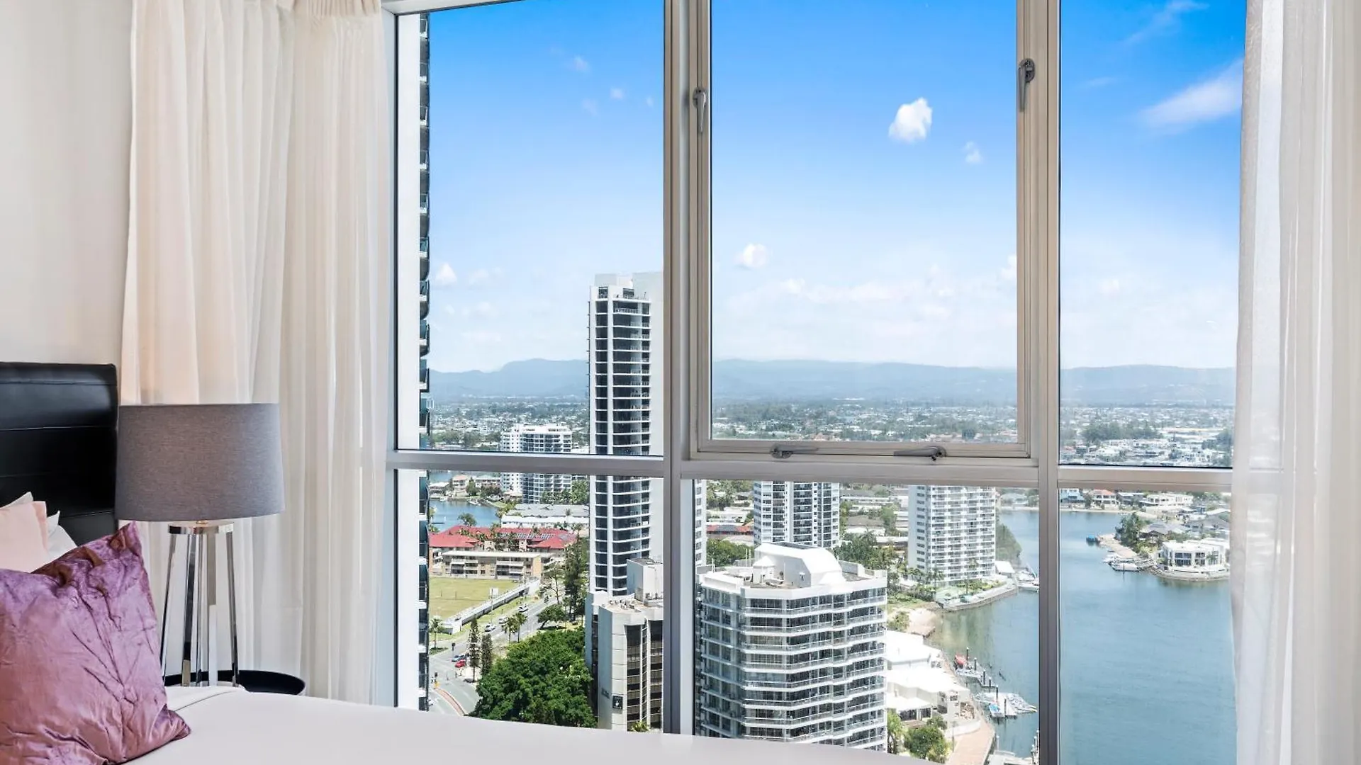 Chevron Renaissance - Self Contained & Privately Managed Apartments Gold Coast Australia