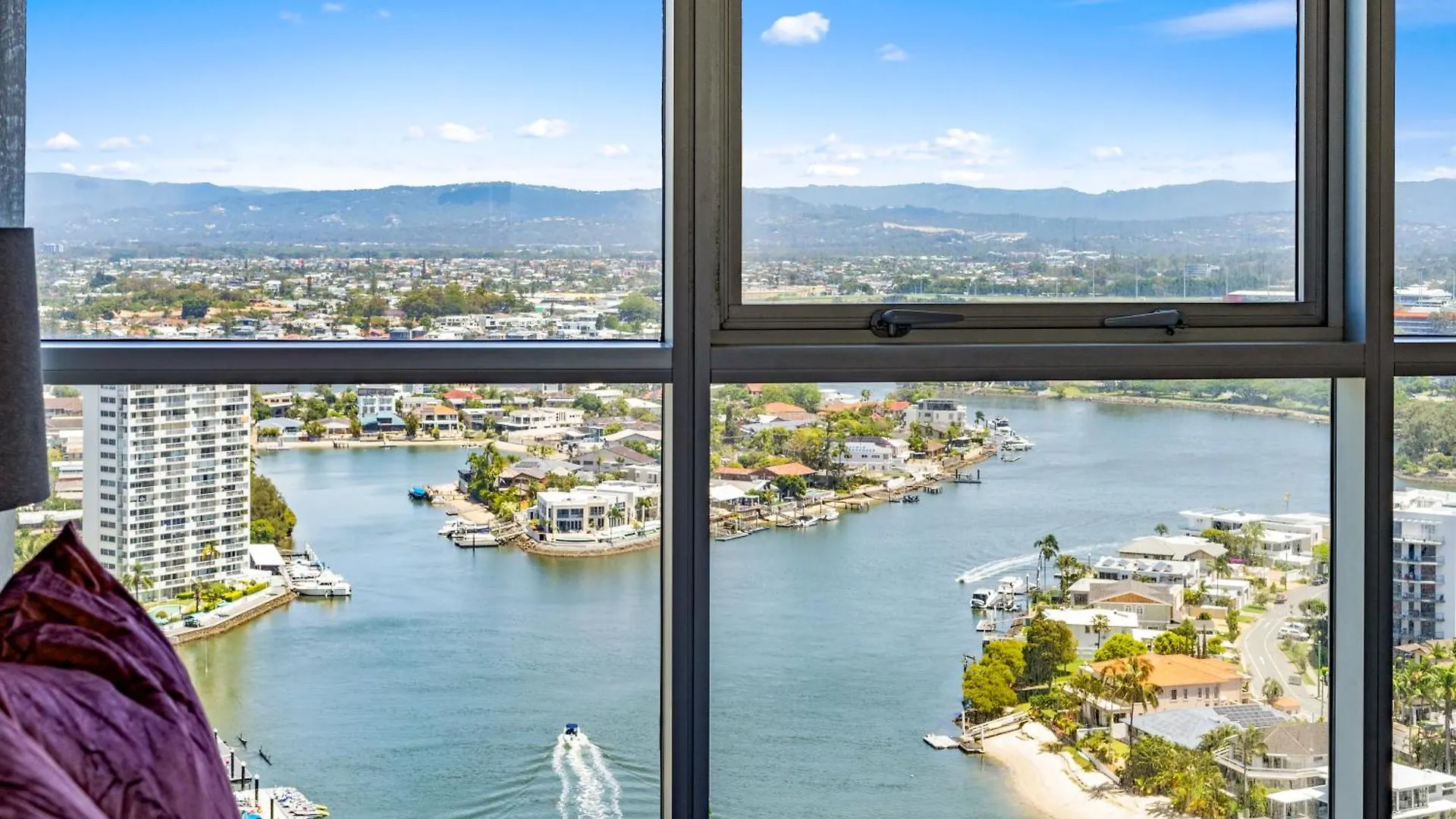 Chevron Renaissance - Self Contained & Privately Managed Apartments Gold Coast Australia