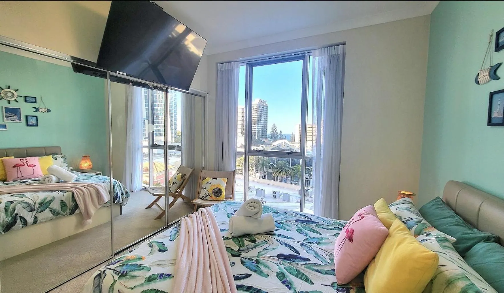 Chevron Renaissance - Self Contained & Privately Managed Apartments Gold Coast