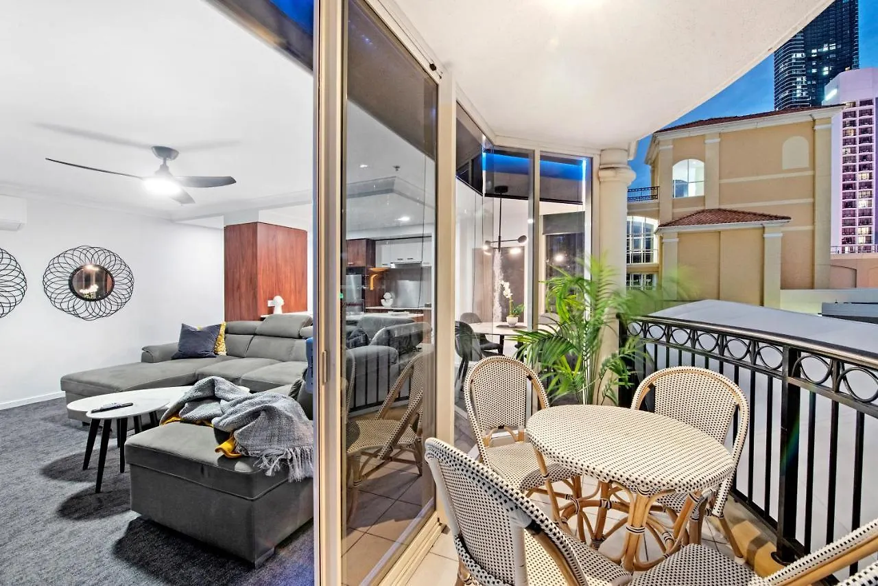 Chevron Renaissance - Self Contained & Privately Managed - Wow Stay דירה גולד קוסט