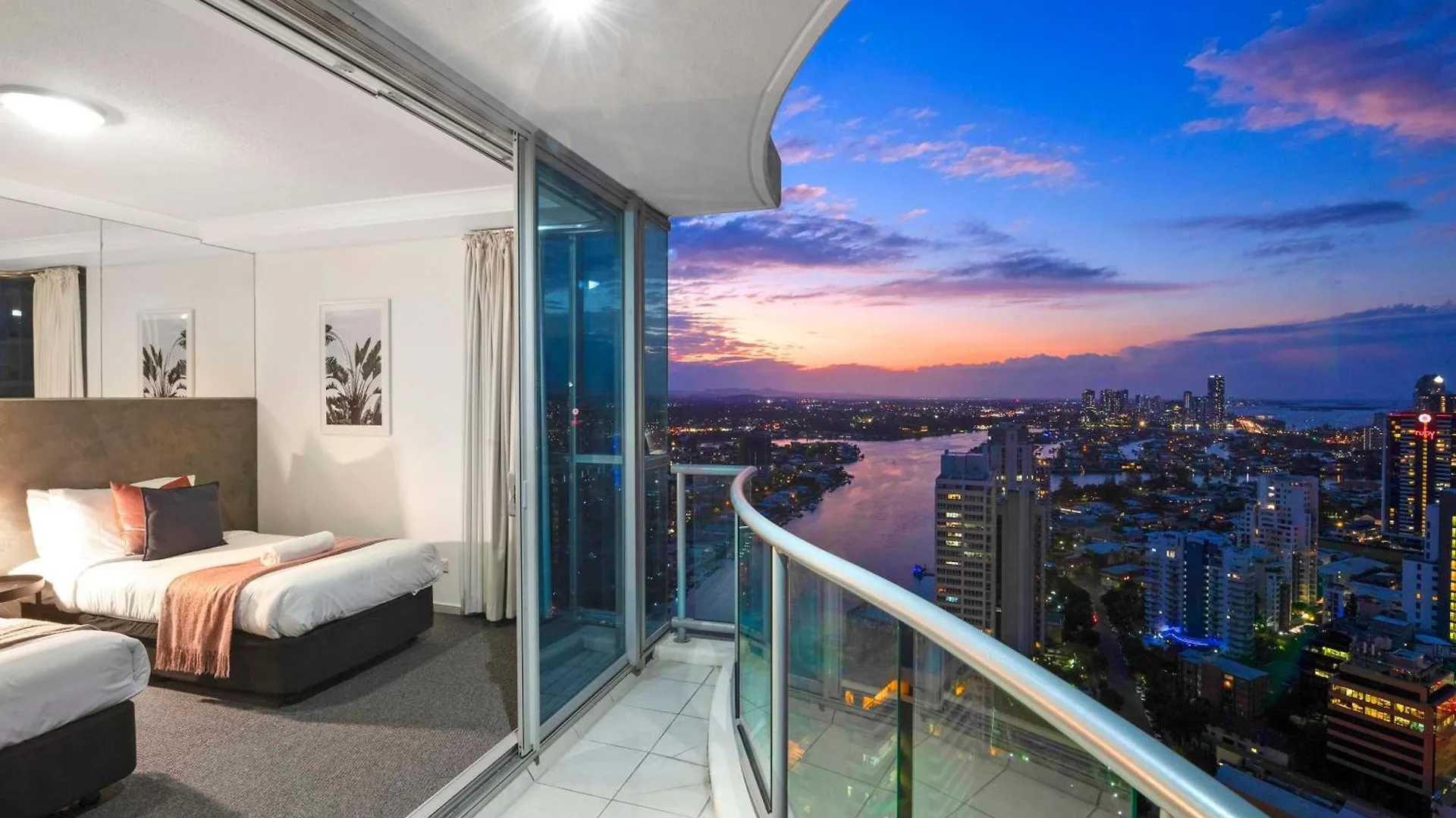 דירה Chevron Renaissance - Self Contained & Privately Managed - Wow Stay