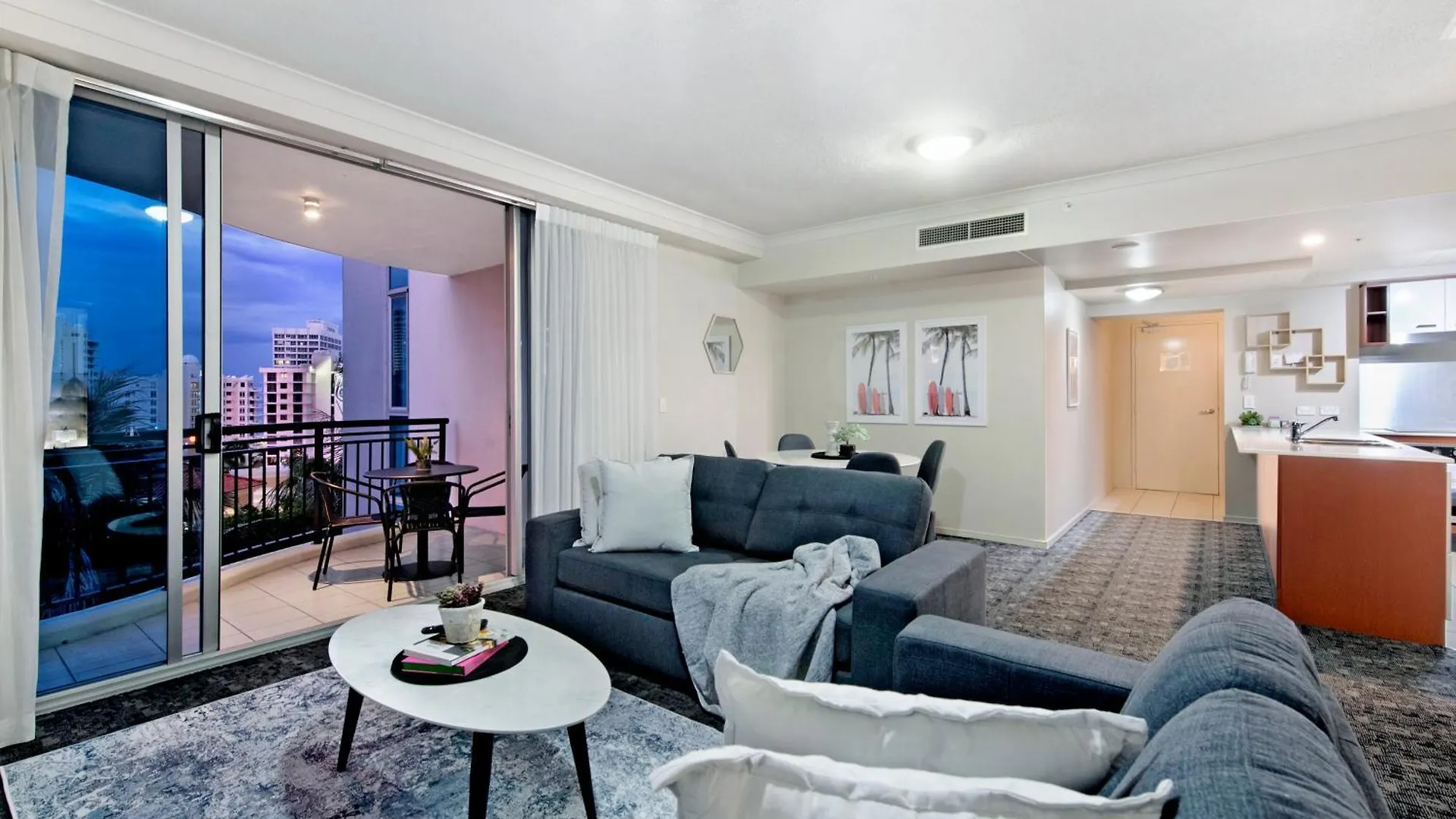 Chevron Renaissance - Self Contained & Privately Managed - Wow Stay 0*, גולד קוסט